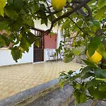 Limoncello דירה מאלצ'סינה
